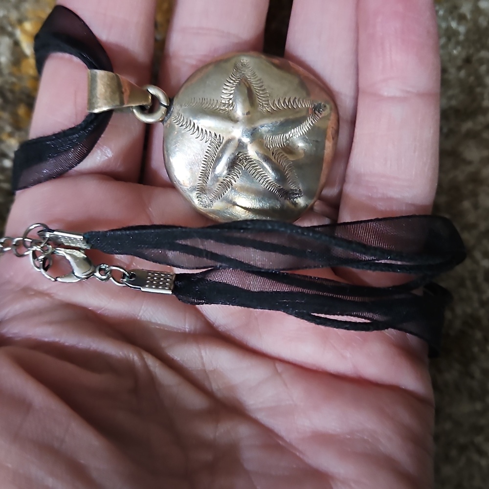 FINAL Taxco 1980s collectible THE first Sanddollar Piece Added Ribbon 4 Necklace